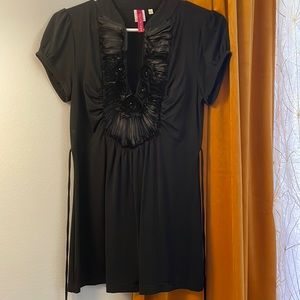 Black deep vneck dressy tie top Heart Soul Medium